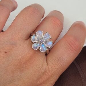Vintage Boho Chunky Sterling Silver Moonstone Flower Cocktail Ring Size 8